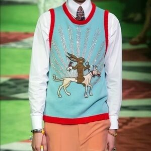 Gucci Red and Blue Knit Detail